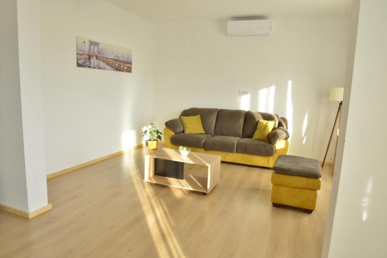 Milosavljevic Apartments Tivat Exterior foto